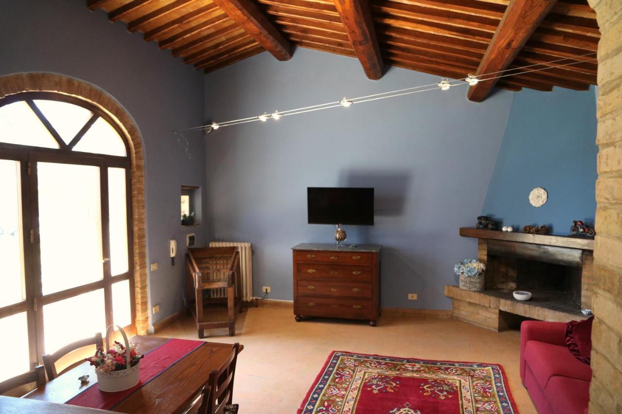 Corte Fratini Appartamenti Trevi Exteriér fotografie